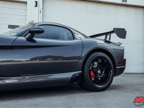 Used 2009 Dodge Viper ACR RWD image 33