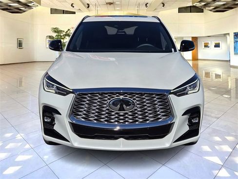 Certified 2025 INFINITI QX55 Luxe w/ Cargo Package image 2
