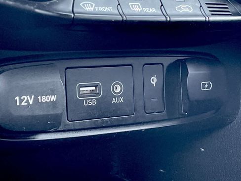 Used 2019 Hyundai Veloster 2.0 Premium image 24