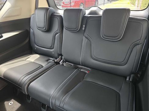 New 2026 INFINITI QX80 Luxe w/ Cargo Package RWD image 12