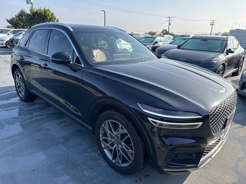 Used 2023 Genesis GV70 2.5T w/ Advanced Package image 1