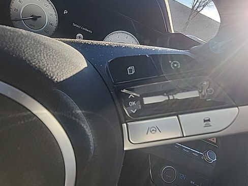 Certified 2023 Hyundai Elantra SEL w/ Convenience Package image 9