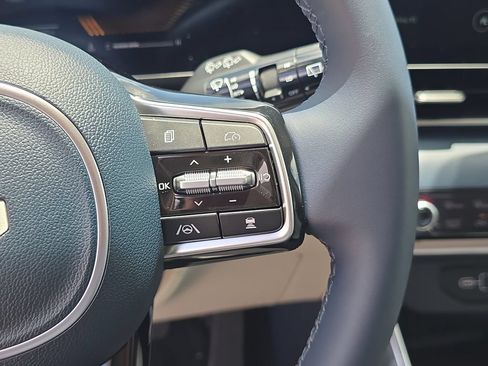 New 2026 Kia Carnival EX FWD image 32