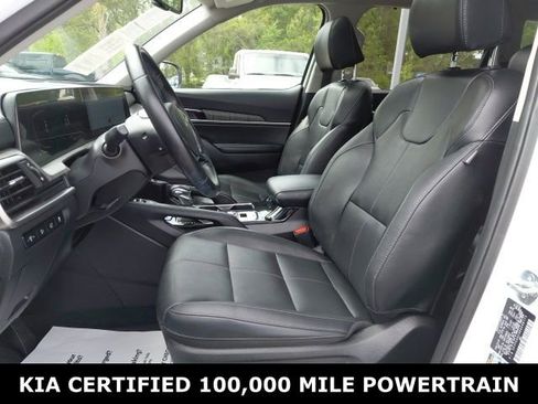 Certified 2024 Kia Telluride EX w/ EX Captain's Chair Package FWD image 23