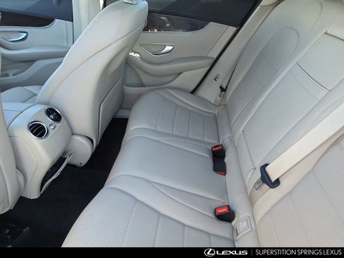 Used 2017 Mercedes-Benz GLC 300 image 24