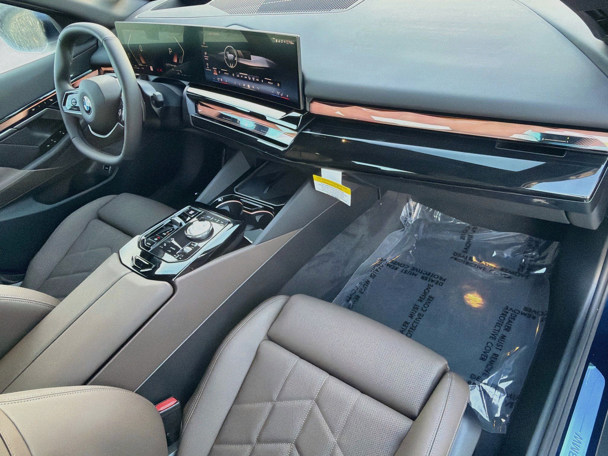 New 2027 BMW 530i RWD image 14