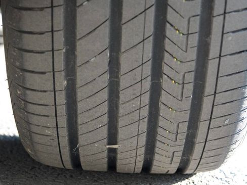 Used 2015 Audi A8 3.0T w/ Premium Package image 31