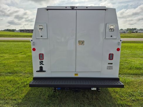 New 2025 Chevrolet Express 3500 w/ Power Convenience Package image 5