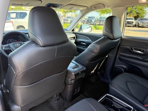 Used 2026 Toyota Grand Highlander FWD image 28