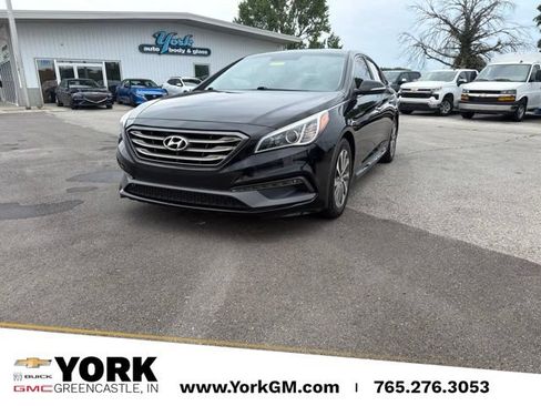 Used 2016 Hyundai Sonata Sport w/ Option Group 03 FWD image 1