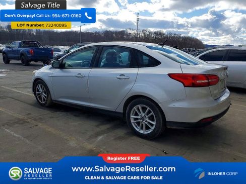 Used 2015 Ford Focus SE w/ Reverse Sensing Package image 3