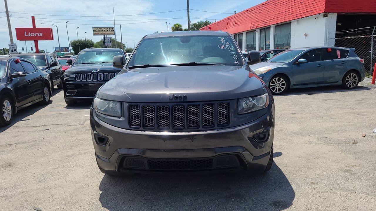 Used 2015 Jeep Grand Cherokee Altitude AWD/4WD image 1