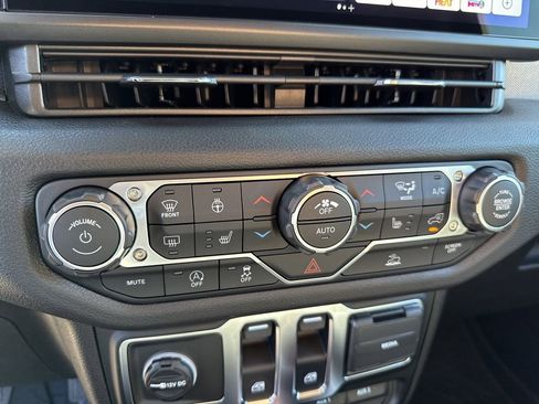 New 2026 Jeep Wrangler Sport AWD/4WD image 23