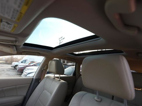 Used 2014 Nissan Murano SL w/ Navigation Package AWD/4WD image 19