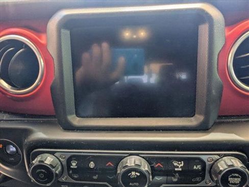 Used 2020 Jeep Gladiator Rubicon AWD/4WD image 13