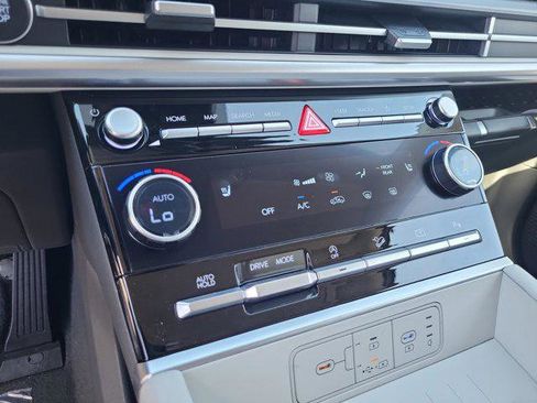 New 2025 Hyundai Santa Fe SEL image 28