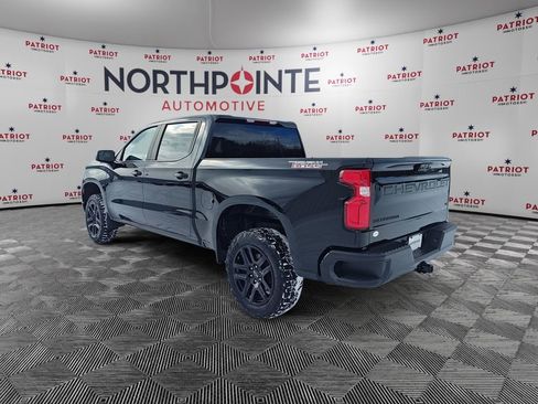 Used 2023 Chevrolet Silverado 1500 LT Trail Boss w/ LPO, Dark Essentials Package image 5