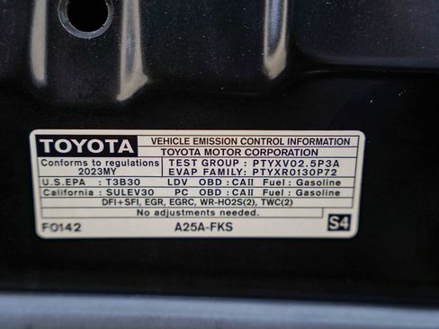 Certified 2023 Toyota Camry LE image 29