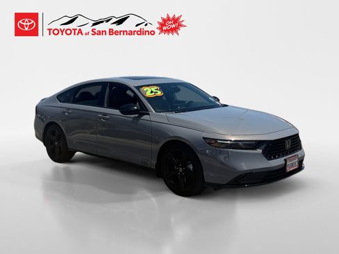 Used 2025 Honda Accord Sport image 7