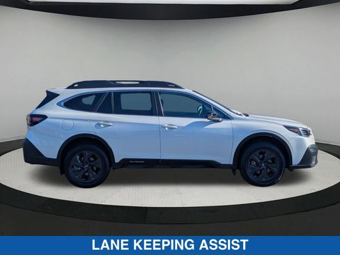 Certified 2022 Subaru Outback Onyx Edition XT image 2