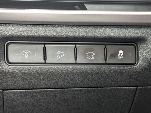 Used 2024 Kia Telluride EX w/ EX Captain's Chair Package FWD image 26