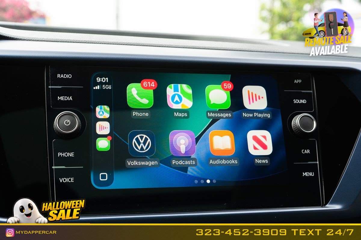 Used 2023 Volkswagen Taos SE w/ Panoramic Sunroof Package FWD image 38