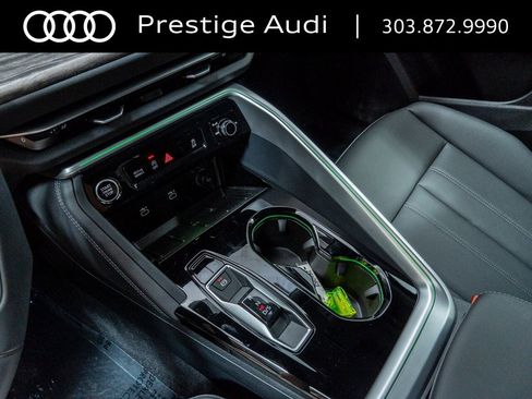 New 2025 Audi Q5 2.0T Premium image 18