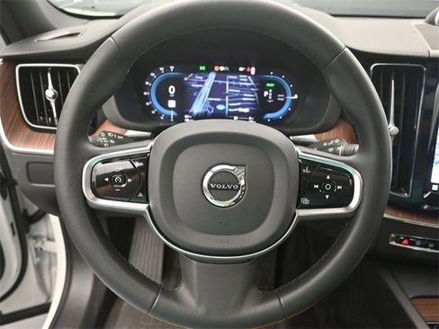 Used 2024 Volvo XC60 T8 Ultimate w/ Protection Package Premier image 31