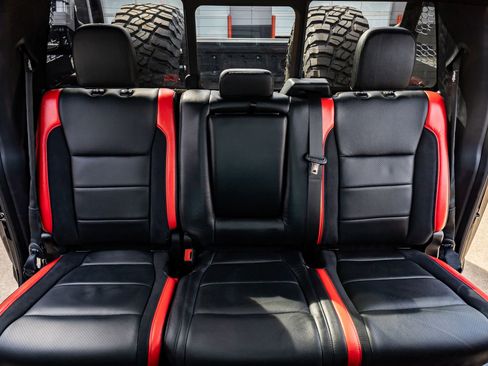 Used 2019 Ford F150 Raptor w/ Equipment Group 802A Luxury image 34