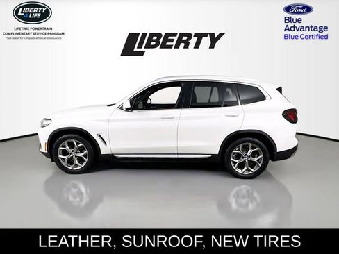 Used 2023 BMW X3 xDrive30i w/ Premium Package image 4