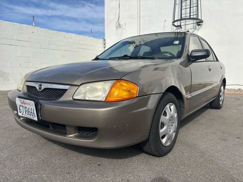 Used 2000 MAZDA Protege DX image 13