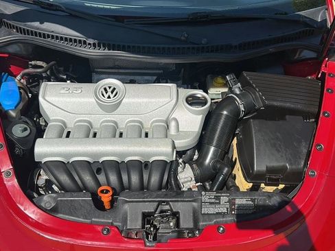 Used 2008 Volkswagen Beetle S FWD image 25