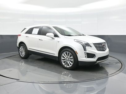 Used 2017 Cadillac XT5 Platinum w/ Driver Assist Package