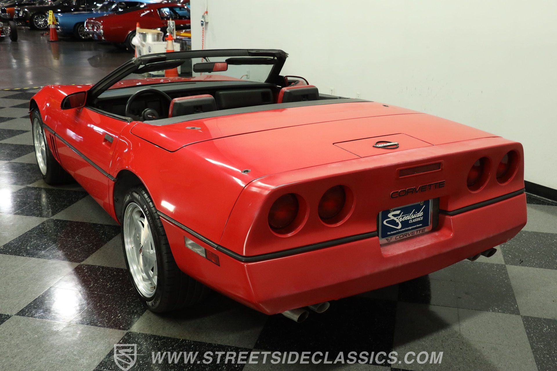 Used 1988 Chevrolet Corvette Convertible RWD image 8