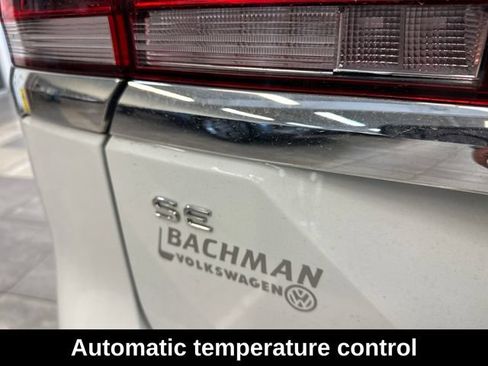 Used 2024 Volkswagen Atlas SE AWD/4WD image 7