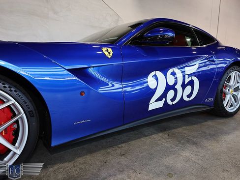 Used 2017 Ferrari F12 Berlinetta RWD image 9