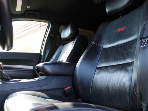 Used 2018 Dodge Durango R/T w/ Blacktop Package RWD image 11