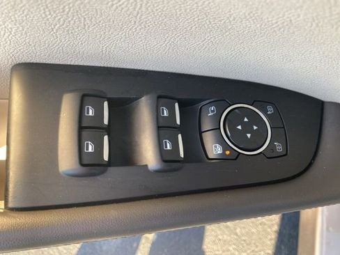 Used 2020 Lincoln Nautilus Reserve image 11