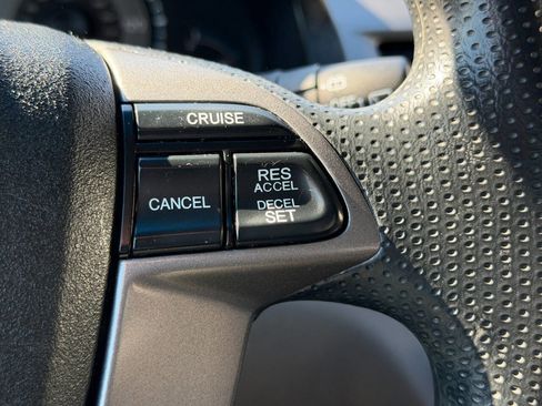 Used 2011 Honda Odyssey EX image 34