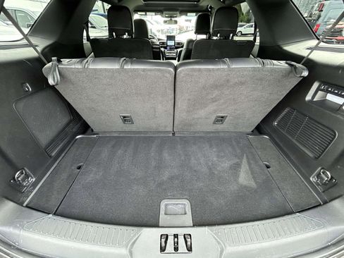 Used 2021 Ford Explorer ST w/ ST Street Pack AWD/4WD image 17