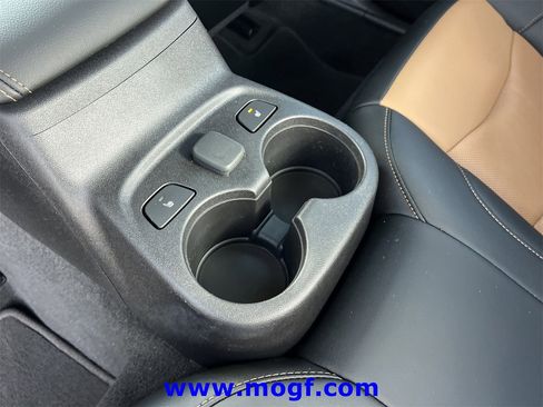 Used 2018 Chevrolet Volt Premier w/ Driver Confidence Package image 21