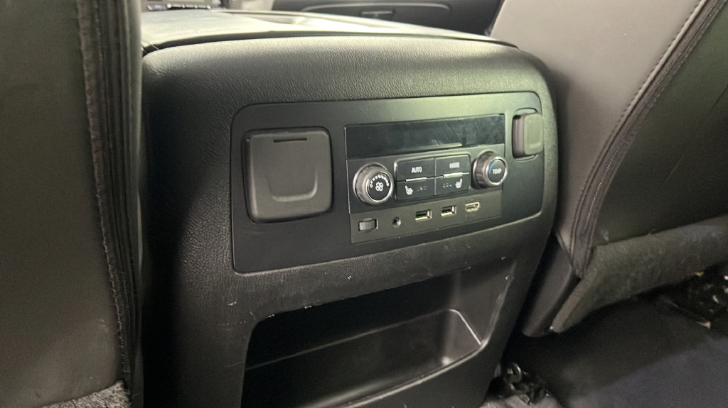 Used 2019 GMC Yukon XL Denali w/ Denali Ultimate Package AWD/4WD image 33