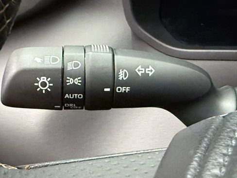 Used 2026 Toyota Tundra Capstone AWD/4WD image 38