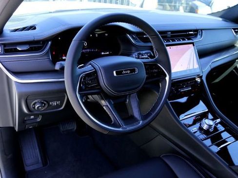 New 2025 Jeep Grand Cherokee Overland w/ Luxury Tech Group IV image 8