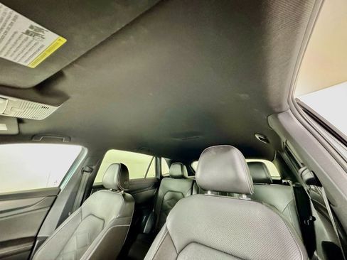 Used 2024 Volkswagen Atlas Cross Sport SE image 14