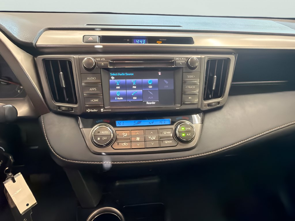 Used 2014 Toyota RAV4 XLE AWD/4WD image 12