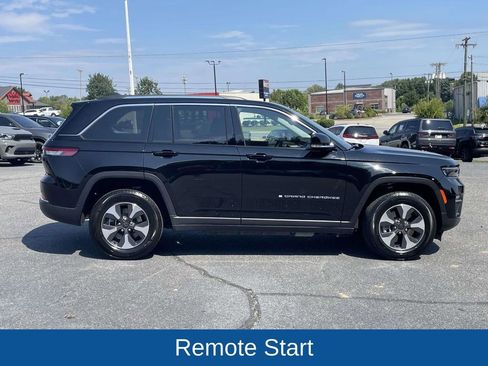 Used 2023 Jeep Grand Cherokee 4WD 4xe image 9