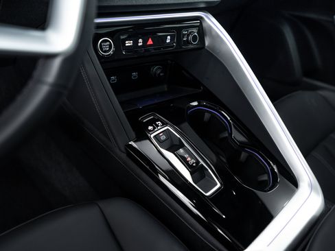 Certified 2025 Audi Q5 Premium Plus w/ Premium Plus image 11