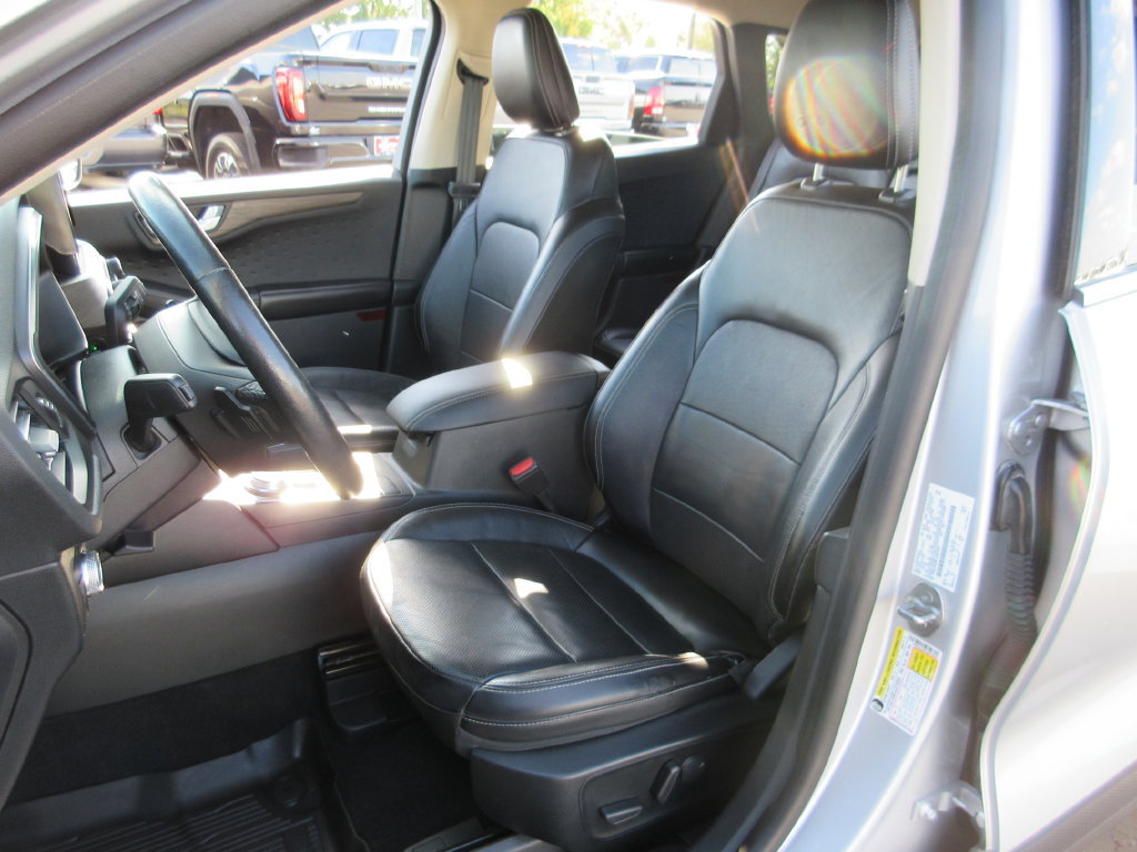 Used 2020 Ford Escape Titanium AWD/4WD image 20