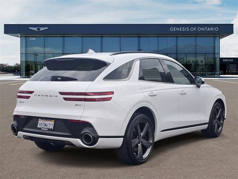 Used 2025 Genesis GV70 2.5T Sport Prestige w/ Sport Prestige Package image 4